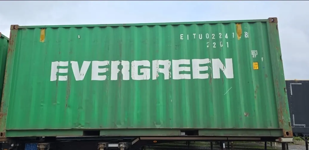 Wechselbrücke oder Container im Bestand von DP Container