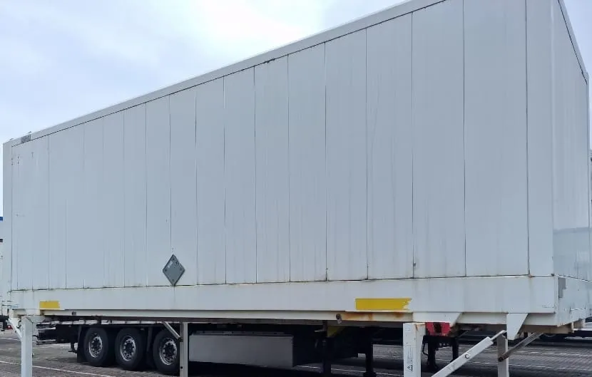 Wechselbrücke oder Container im Bestand von DP Container